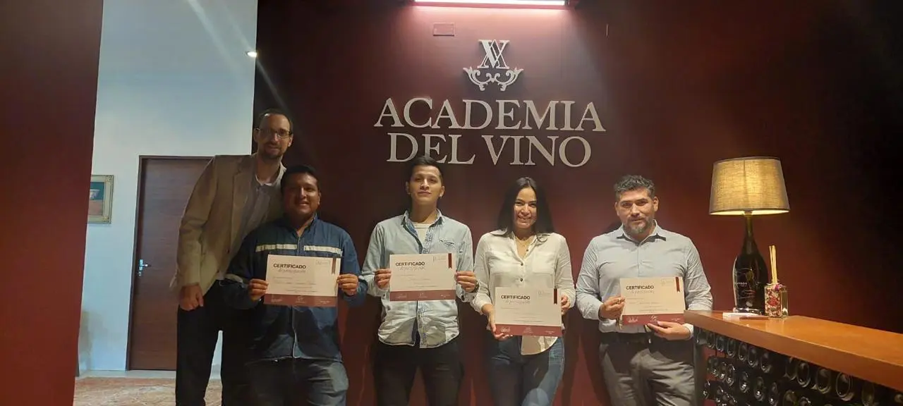 Sobre Nosotros - Academia del Vino